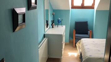 2 dormitorios, tabla de planchar con plancha, wifi y ropa de cama