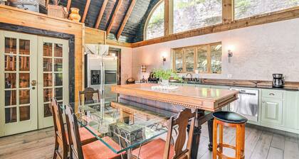 Upscale Getaway on Smith Lake w/ Boat Dock