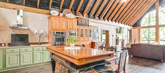 Upscale Getaway on Smith Lake w/ Boat Dock