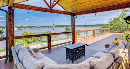 Lake View + Huge Deck: Cozy Possum Kingdom Retreat