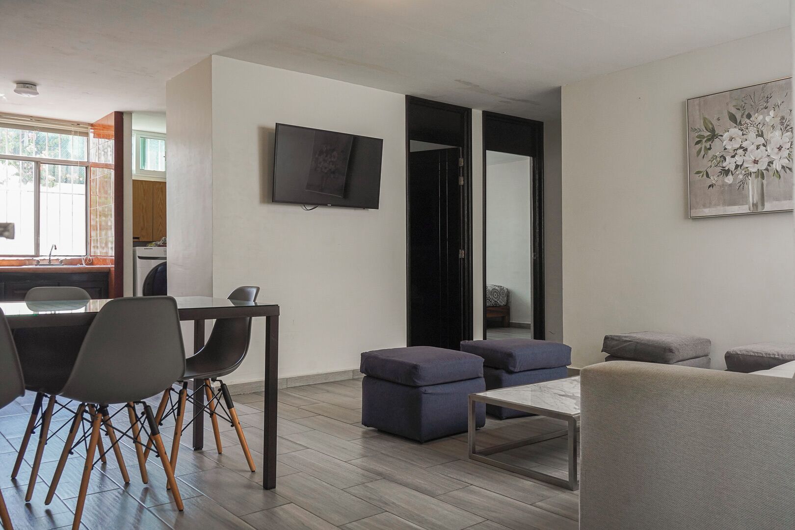 Deluxe Apartment | Dining room