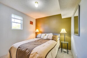 2 bedrooms, bed sheets