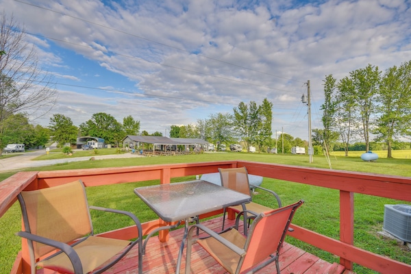 Stoutsville Vacation Rental | 2BR | 1BA | 500 Sq Ft | Stairs Required