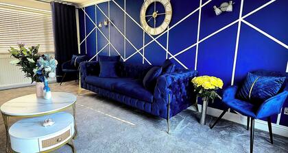 Elegant 3-Bedroom Sleeps 6 Fully Equipped|Families,NHS&Business Contractors