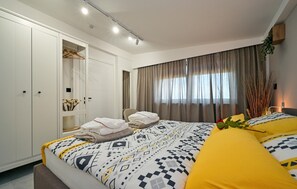 1 chambre, coffres-forts dans les chambres, fer et planche à repasser