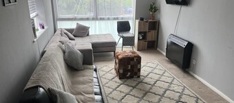 Enfield City Apartment Retreat