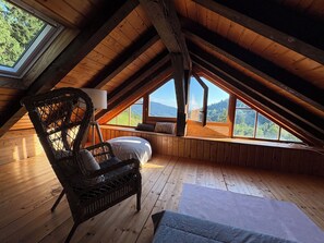3 Schlafzimmer, Schreibtisch, kostenloses WLAN, BettwÀsche