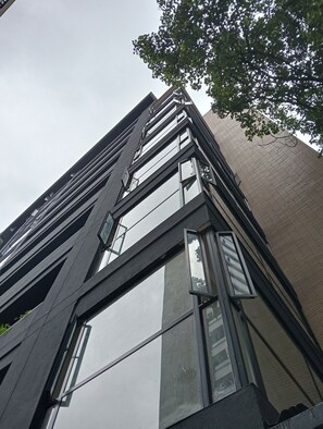 Façana frontal de l'allotjament