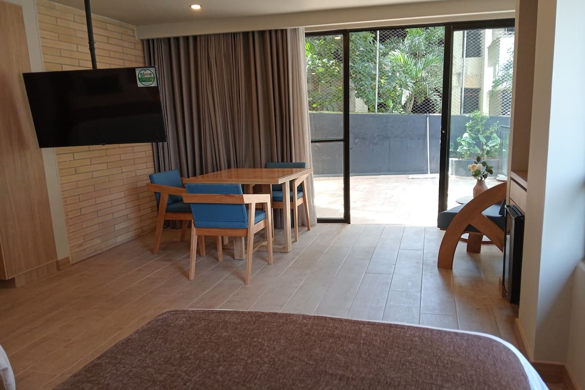 Premium bedding, down comforters, Select Comfort beds, minibar