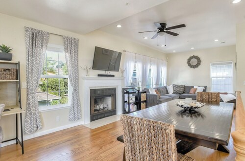 Gorgeous Half Moon Bay Home