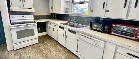 Fridge, microwave, oven, dishwasher