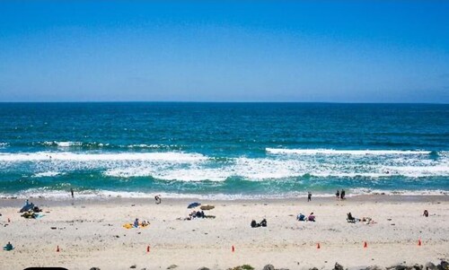 Ocean front escape at Tamarack Beach Resort! Walk to beach & Carlsbad village