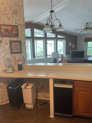 Interior - Lake Austin waterfront retreat sleeps 6! (Austin)