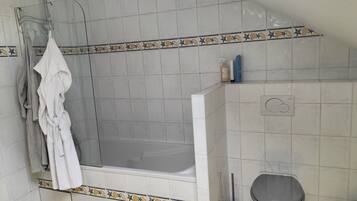 Dusche, Haartrockner, Toilettenpapier