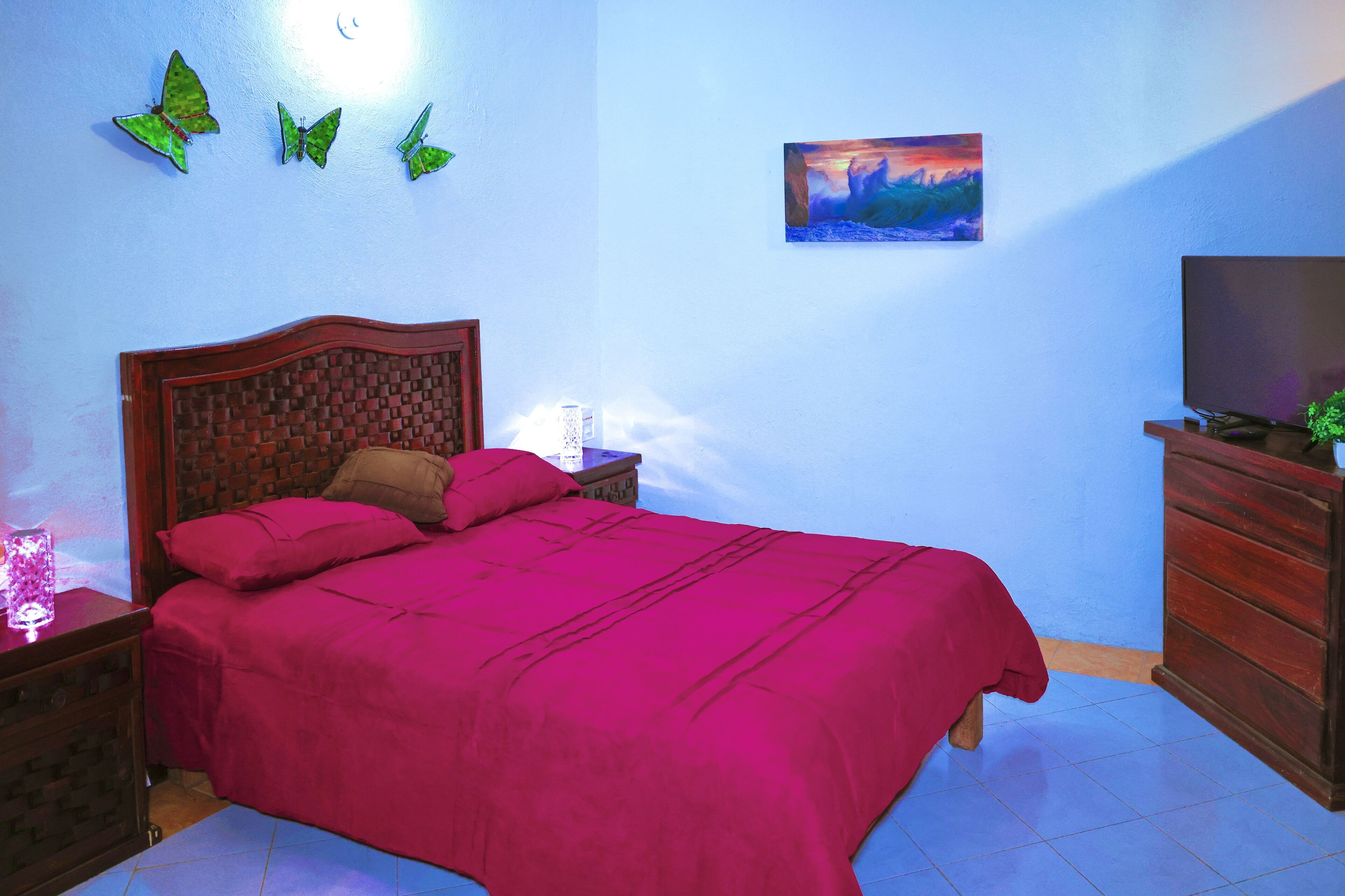 1 camera, ferro/asse da stiro, Wi-Fi, lenzuola