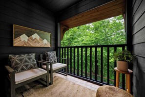 House (2 Bedrooms) | Interior - Indoor Heated Pool, Game Room, Hot Tub, Firepits & Spacious Lodge Perfect for Families & Groups 2 Suites at Firefly Mountain Lodge by Avantstay (Sevierville)