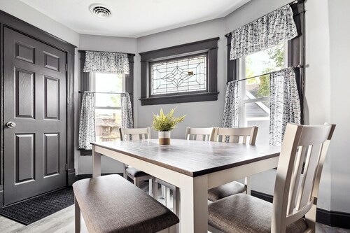 6Br Vacation Spot-Minutes To Niagara Falls Usa