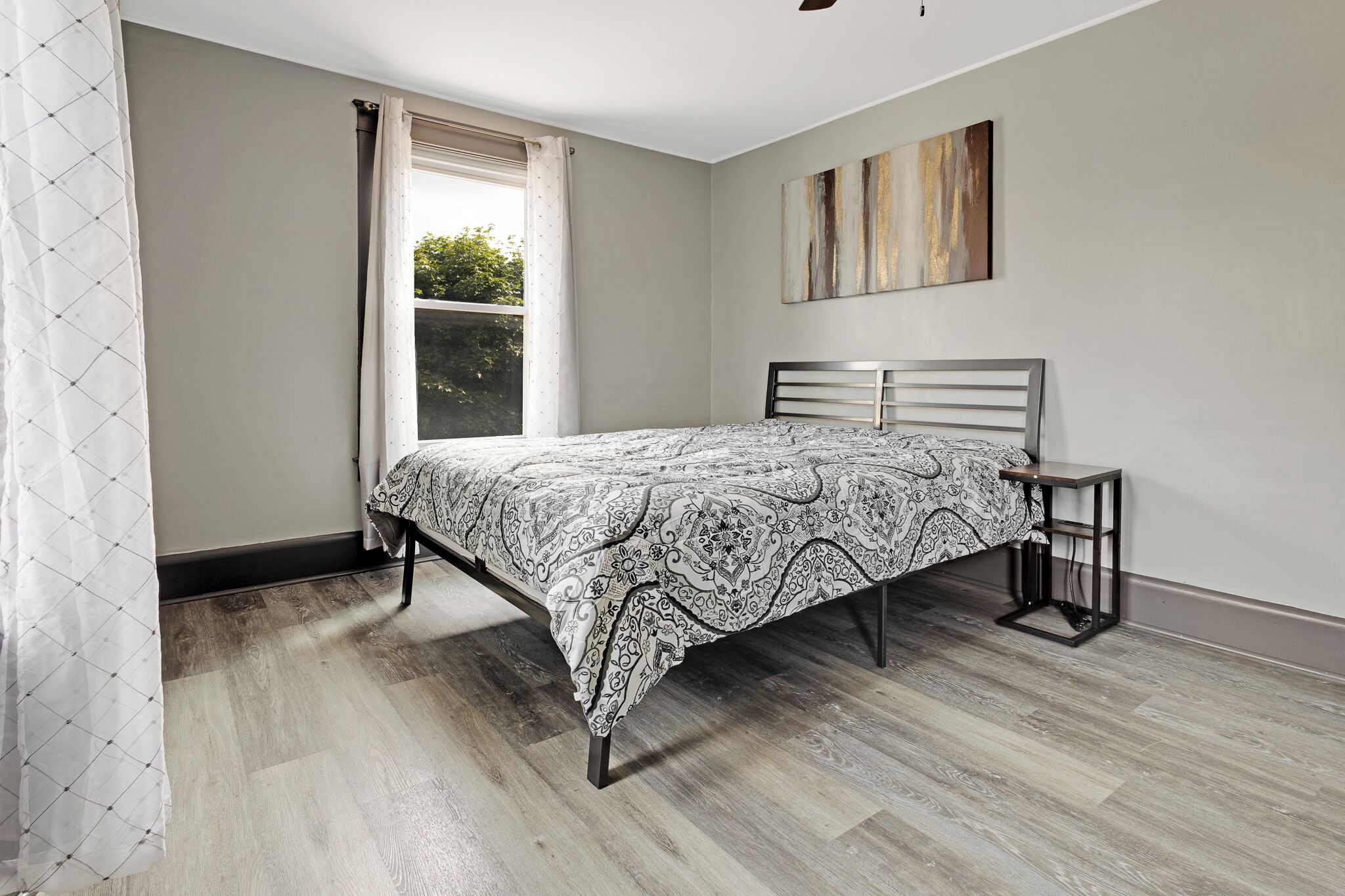 컴포트 하우스 | 무료 WiFi, 침대 시트