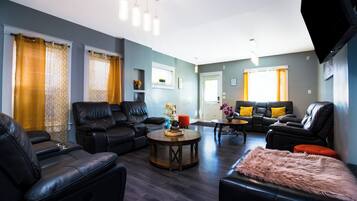 Talo | Oleskelualue | Taulutelevisio, Netflix, Hulu, suoratoistopalvelut