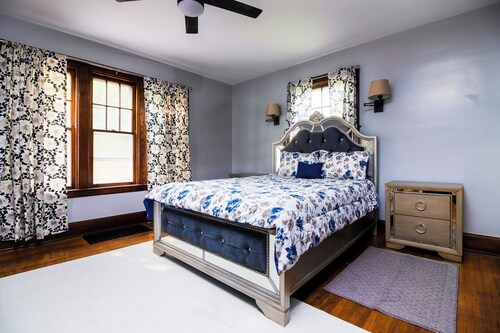 5Br, 1.5 Ba Close To Niagara Falls State Park
