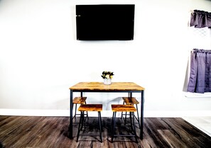 Apartment | Living area | LCD TV, Netflix, Hulu, streaming services