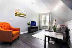Apartment | Living area