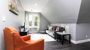 Huoneisto | Oleskelualue | Taulutelevisio, Netflix, Hulu, suoratoistopalvelut