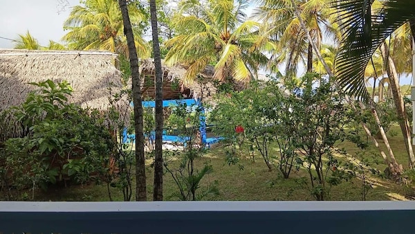 Las Palmas Cabins - Roatán