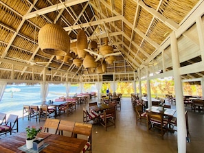Restaurant - Las Palmas Cabins (Dixon Cove)