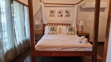 Free WiFi, bed sheets, wheelchair access