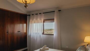 1 bedroom, iron/ironing board, Internet, bed sheets