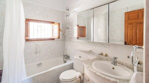 Towels - Paraiso d'Oliva Sayalonga by Ruralidays (Málaga)