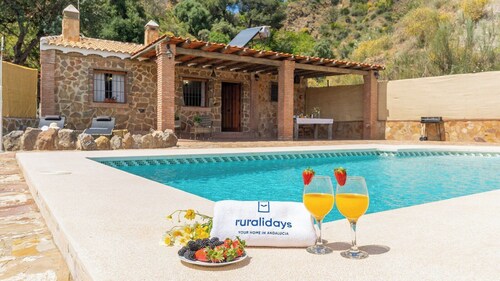 Los Limoneros Álora by Ruralidays