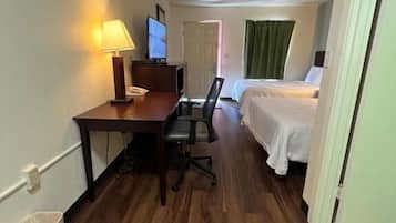 Desk, free WiFi