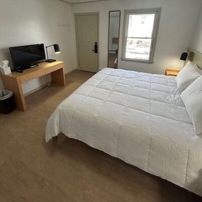 Double Motel Room - NDM