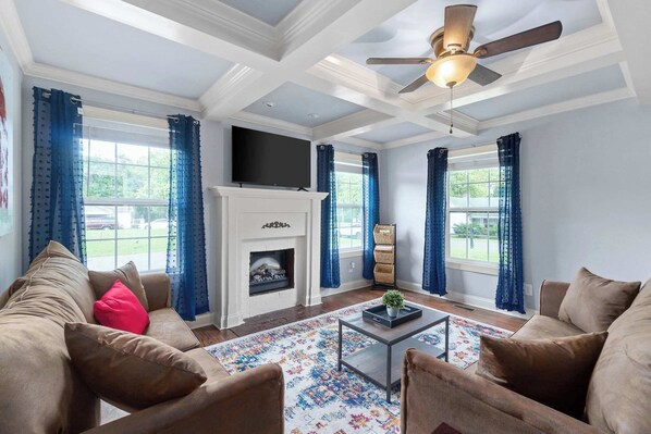 Fernseher, Arbeitsbereiche