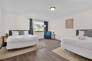 4 Schlafzimmer, Bügeleisen/Bügelbrett, WLAN, Bettwäsche
