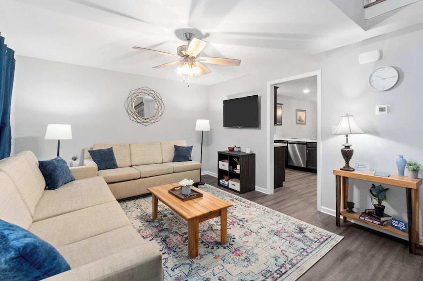 1-mile To Downtown Clarksville! Cozy In Queen-city - Clarksville, TN