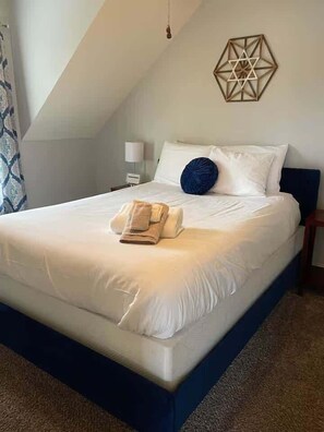 2 quartos, ferros/tábuas de passar roupa, Wi-Fi, roupa de cama