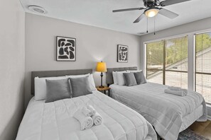 3 Schlafzimmer, Bügeleisen/Bügelbrett, WLAN, Bettwäsche