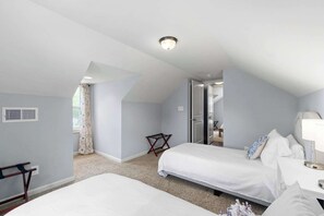 6 dormitorios, tabla de planchar con plancha, wifi y ropa de cama