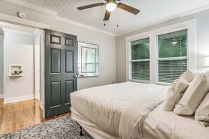 4 chambres, fer et planche à repasser, Wi-Fi, draps fournis