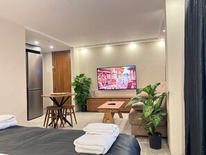 Standard Studio