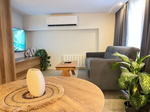 King Studio | Living area