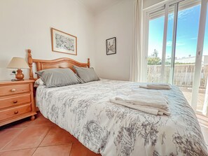 Apartment, 3 Bedrooms, Smoking, Terrace | 3 bedrooms - 2-bedroom Apartment With Full-length Balcony and Shared Roof Terrace in Central (Nerja)