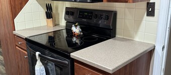 4-bedroom home in Hutchinson with beautiful yard and patio. Pet friendly! Enjoy!