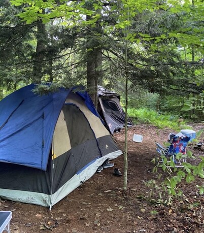 Arcabuco - upper camp Taino Woods, 15 minutes to Bethel Woods Concerts, Casino,