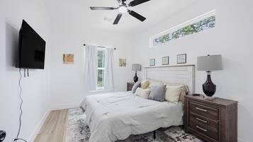 4 chambres, bureau, Wi-Fi gratuit, draps fournis