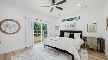 4 Schlafzimmer, Schreibtisch, kostenloses WLAN, Bettwäsche