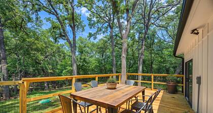 Hookem Sooner at Lake Texoma – Ping Pong, Pool, FirePit, Park, Lake, Pickleball